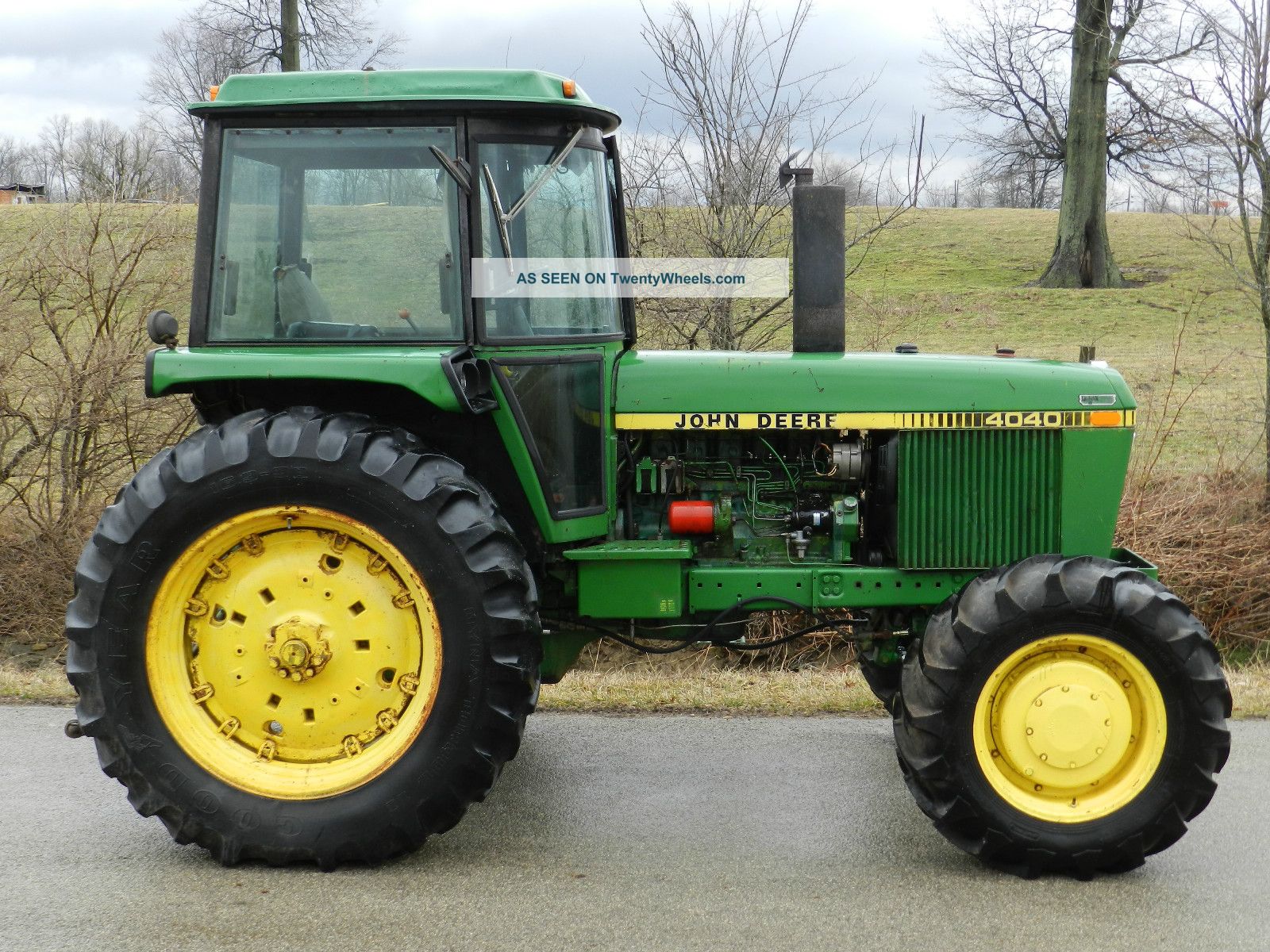 John Deere 4040 Tractor & Cab - 4x4 - Diesel Tractors photo 3