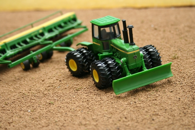 Keeping Current With 1/64: John Deere 8630