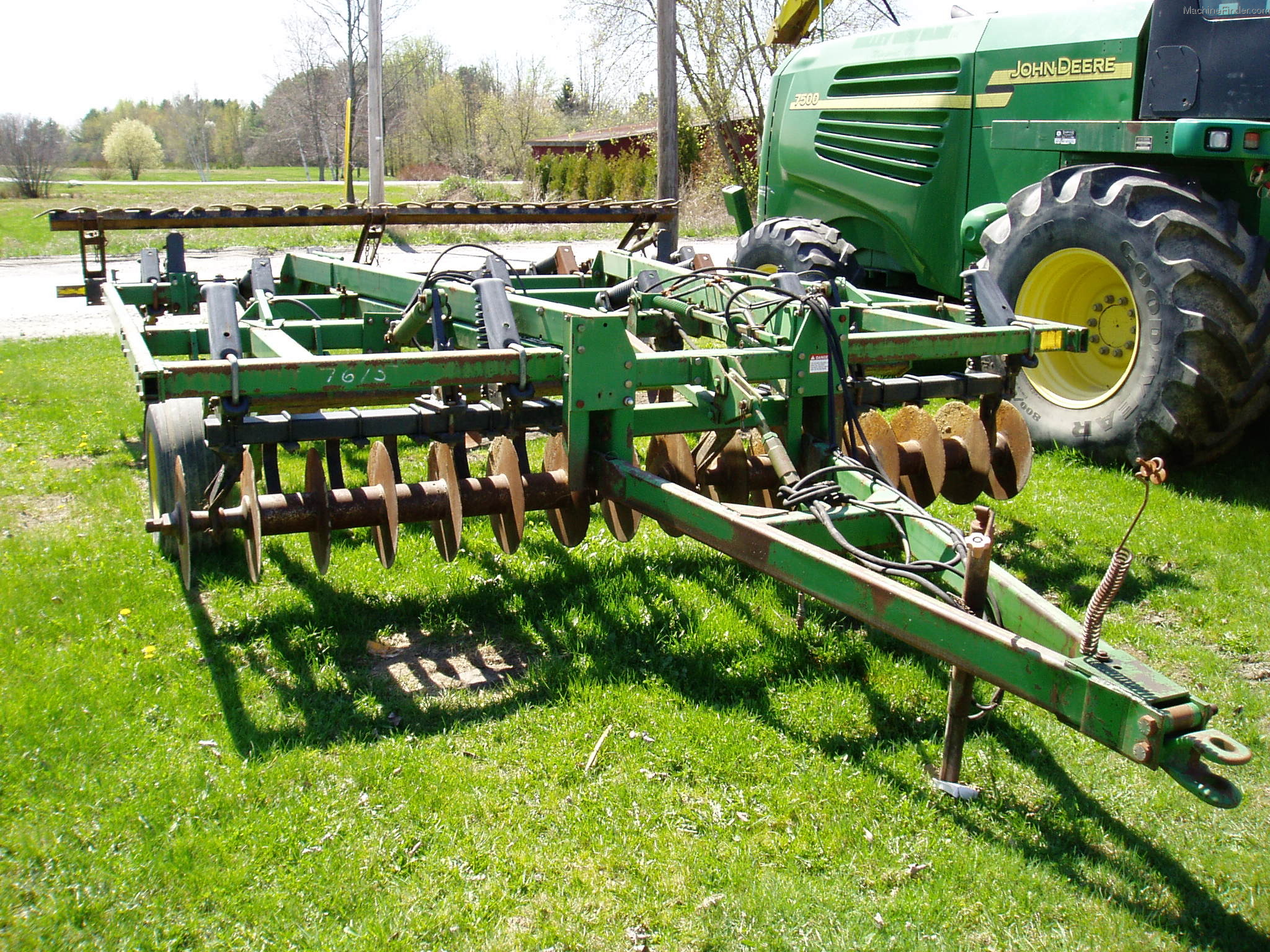 Used Farm & Agricultural Equipment - John Deere MachineFinder