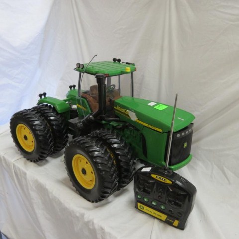 Ertl John Deere 9620 remote control tractor