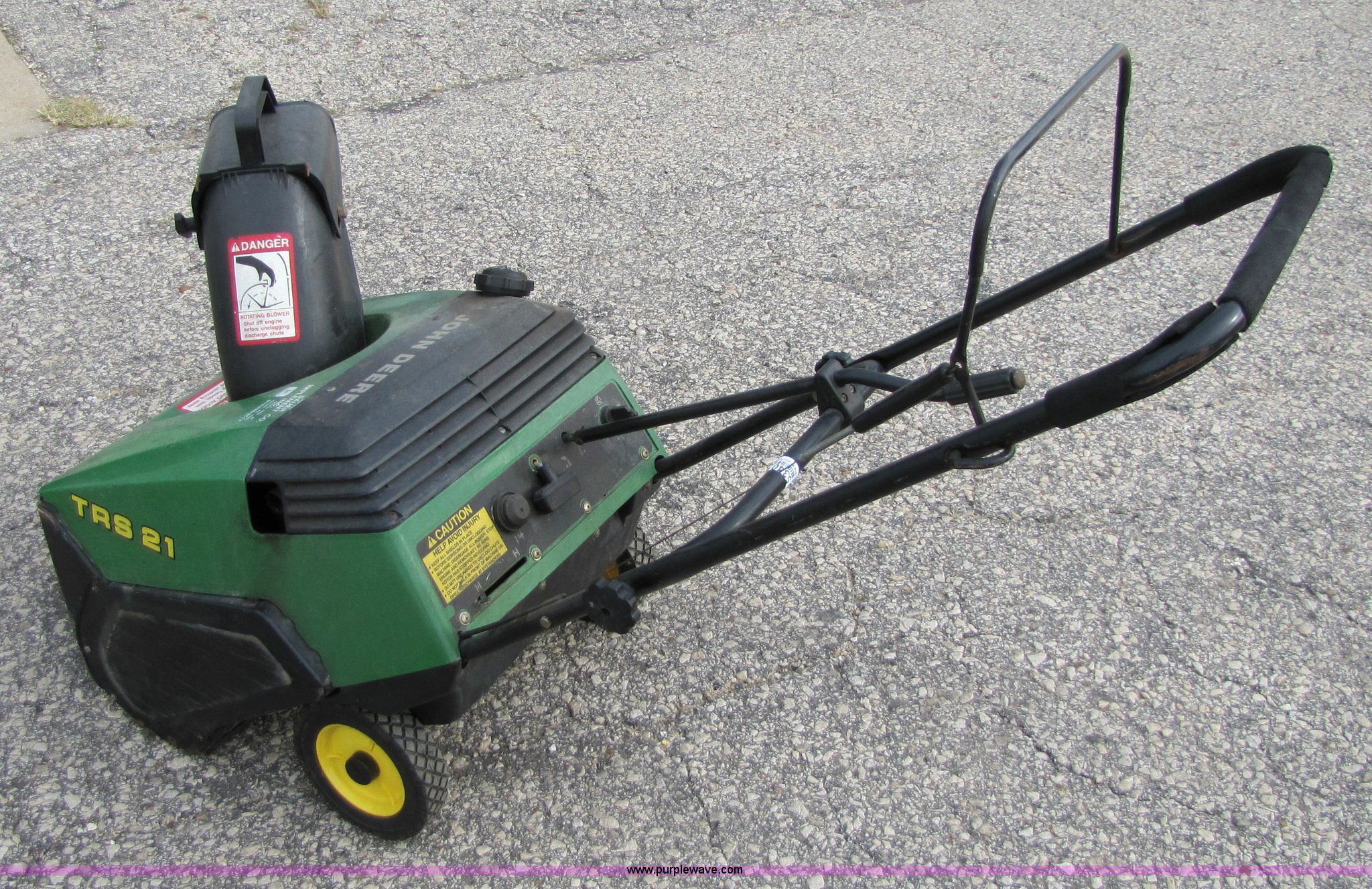 John Deere TRS21 snow blower | Item 5340 | SOLD! November ...