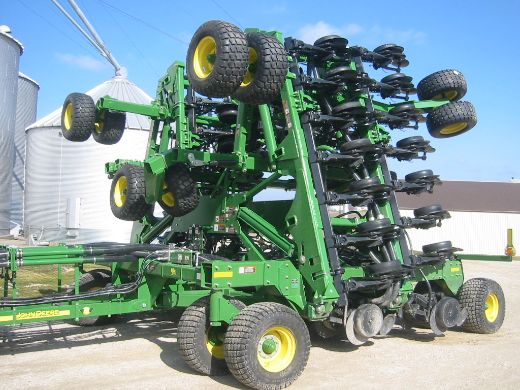 Here is the new 1890 no-till air drill. It has 60 rows in its 50-foot ...