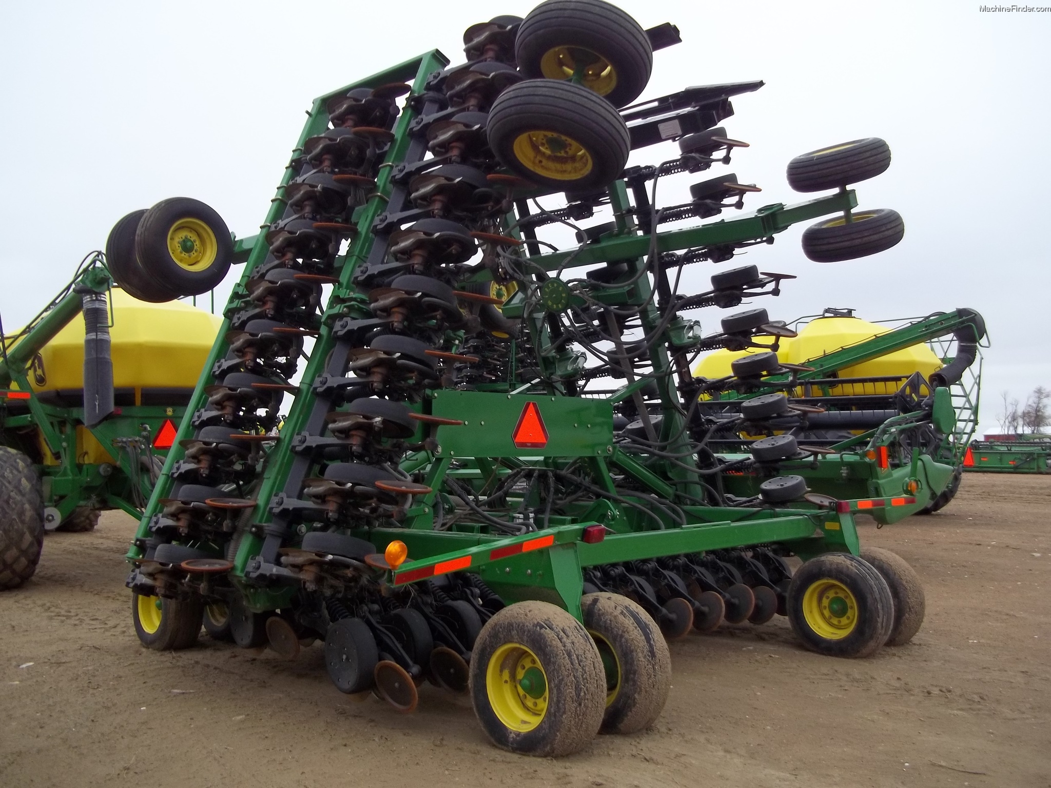 John Deere 1890 Planting & Seeding - Air Drills & Seeders - John Deere ...