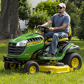 S240 Lawn Tractor | S240, 42-in. Deck | John Deere US