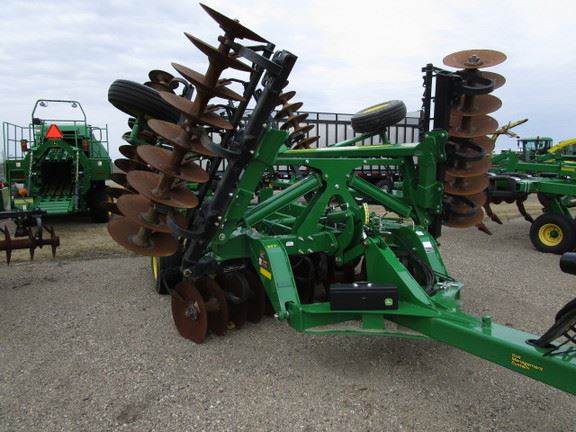 ... 39,900, Year: 2014 | Used John Deere 2623 disc harrows - Mascus USA