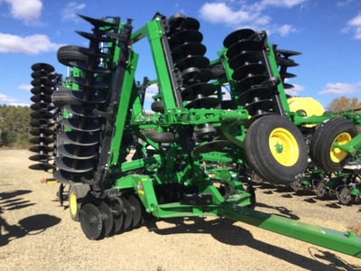 2015 John Deere 2623 Disk - Cannon Falls, MN | Machinery Pete