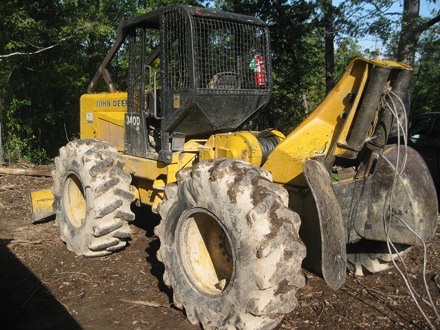 Skidder definition/meaning