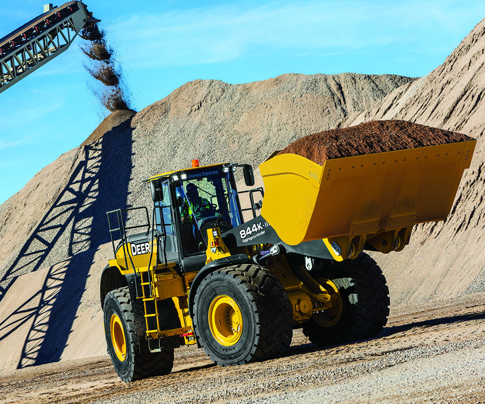 Heap and Haul: John Deere Adds 844K-III and 844K-III Aggregate Handler ...