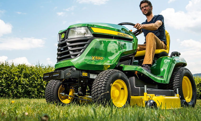 Lawn Tractors | X500 Select Series Tractors | John Deere US