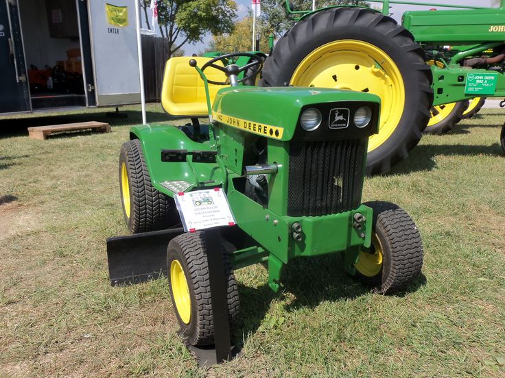 John Deere 140 garden tractor | Garden Tractors | Pinterest