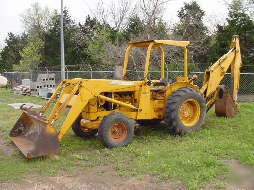 John deere 300B tractor loader backhoe bargain