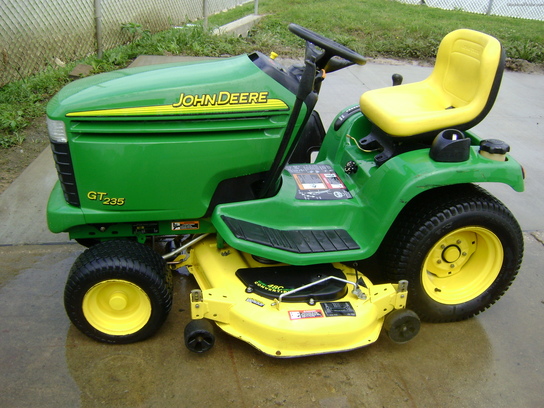 2002 John Deere GT235 Lawn & Garden and Commercial Mowing - John Deere ...