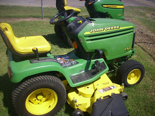 1999 John Deere GT235 Lawn & Garden and Commercial Mowing - John Deere ...