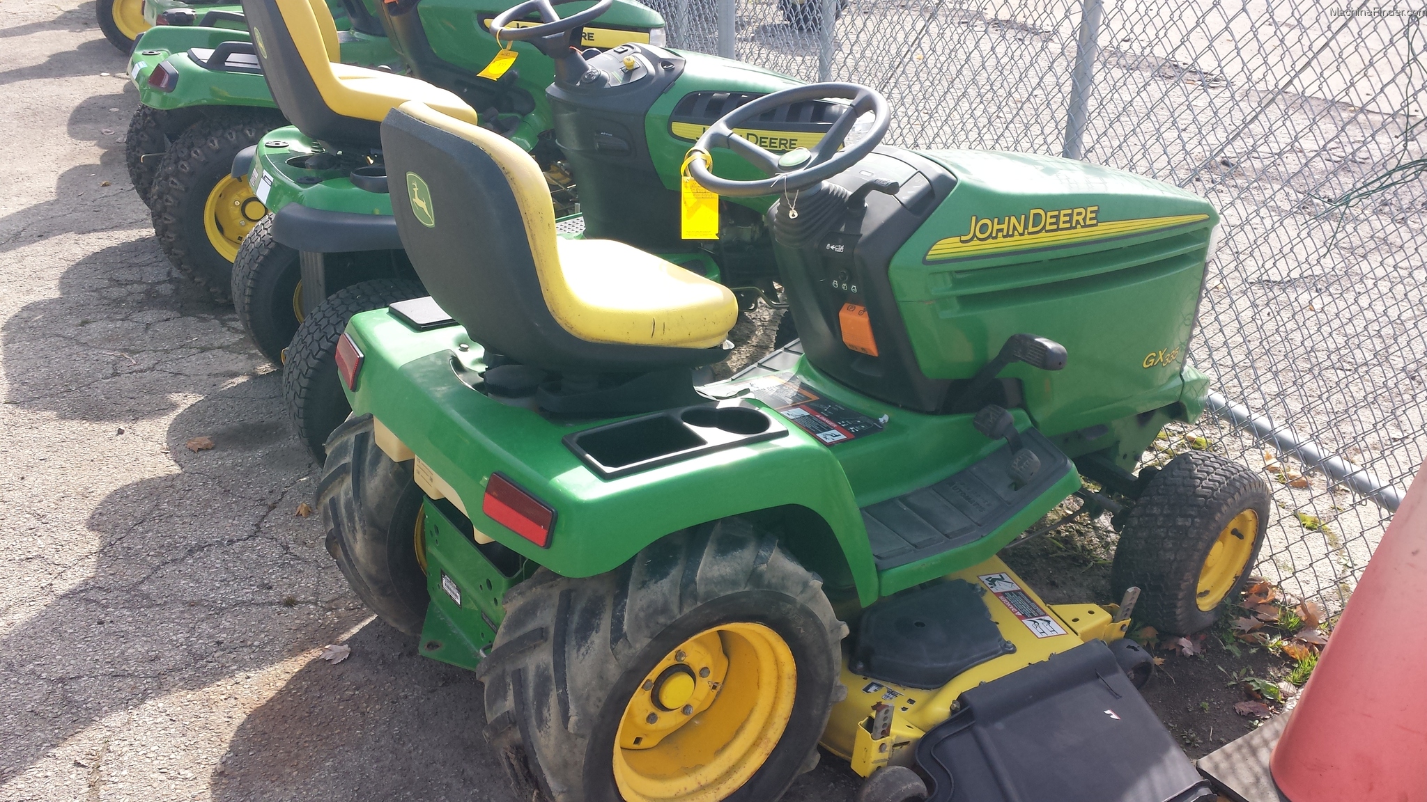 2002 John Deere GX335 Lawn & Garden and Commercial Mowing ...