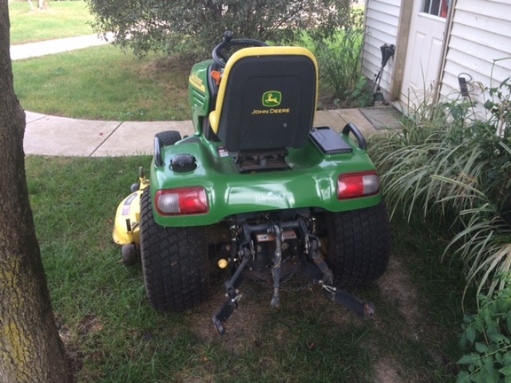 Lawn & Garden Tractors : John Deere X465