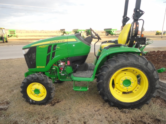 Photos of 2014 John Deere 3033R Tractor For Sale » AgriVision