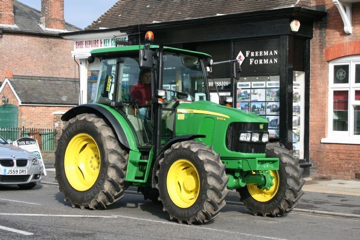 Tractor Photos - John Deere 5100R