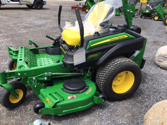 NEW JOHN DEERE Z925M ZERO TURN – Sontrac Equipment