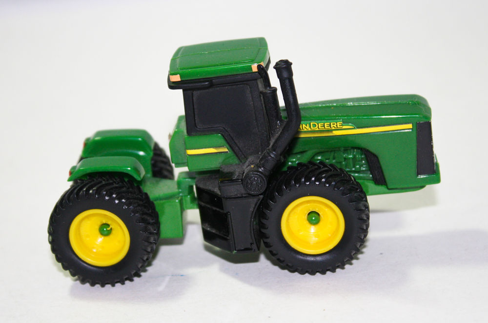 ERTL Green JOHN DEERE Farm Tractor small tractor toy | eBay