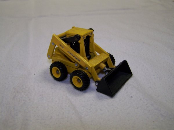 5: John Deere Mini Toy Truck Skid Steer & Skidder : Lot 5