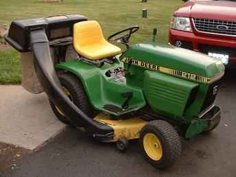 Used Farm Tractors for Sale: John Deere 212 Garden Tractor ...