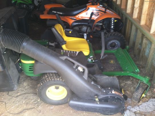 2011 John Deere Z425