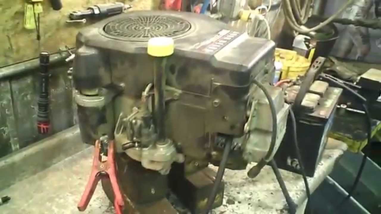 LOT 1794A John Deere LT133 Engine Compression Test 13hp ...