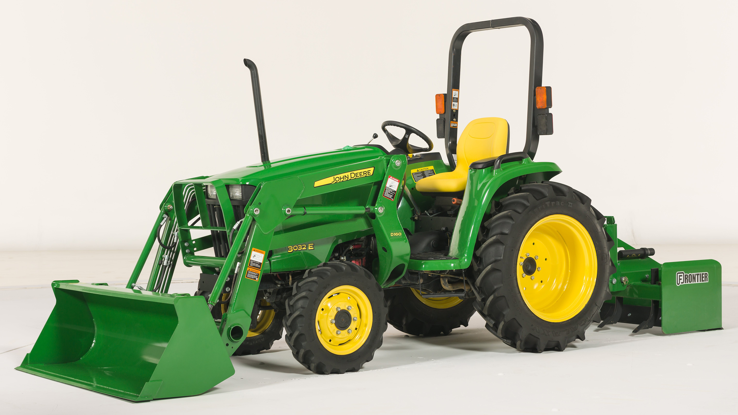 John Deere Updates 3 Series Compact Utility Tractor Line