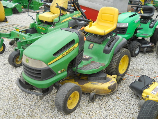 2006 John Deere 145 Lawn & Garden and Commercial Mowing ...