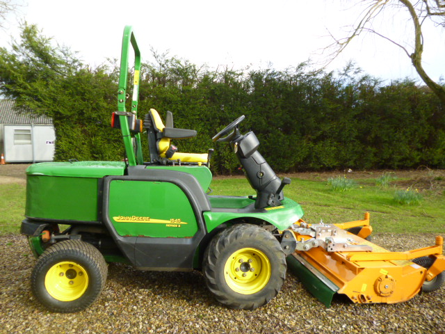 JOHN DEERE 1545 DIESEL SAFTY FLAIL RIDE ON MOWER OUTFRONT ...