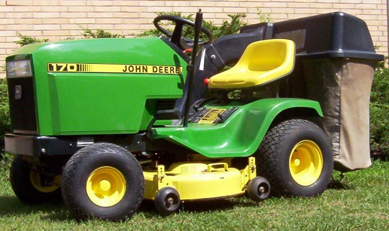 John Deere 170 Lawn Mower submited images.