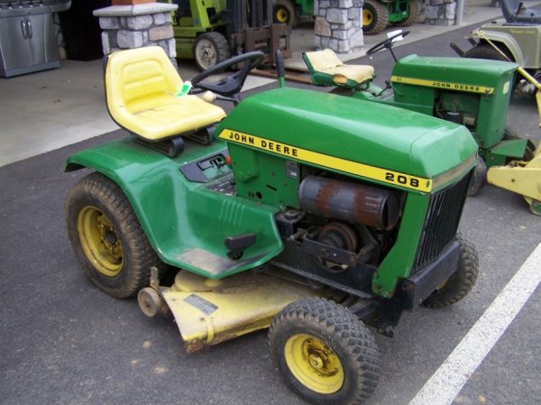 119A: John Deere 208 Antique Lawn and Garden tractor : Lot ...