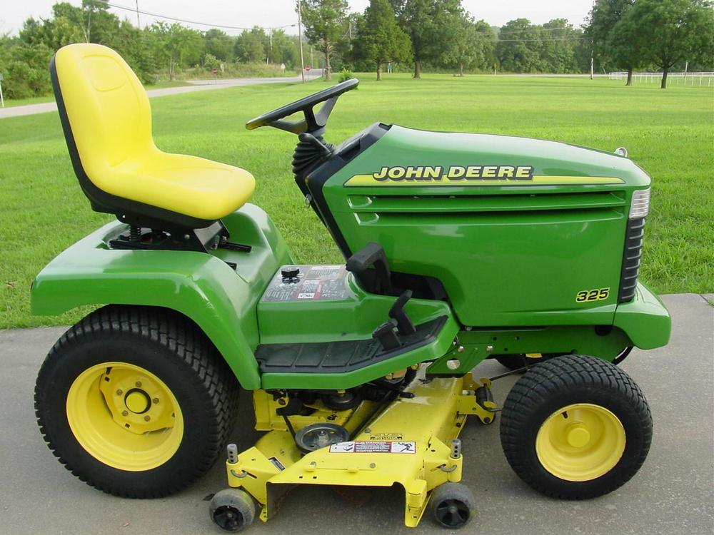 John Deere 325 Riding Lawn Mower, Yard Tractor, 48 cut ...