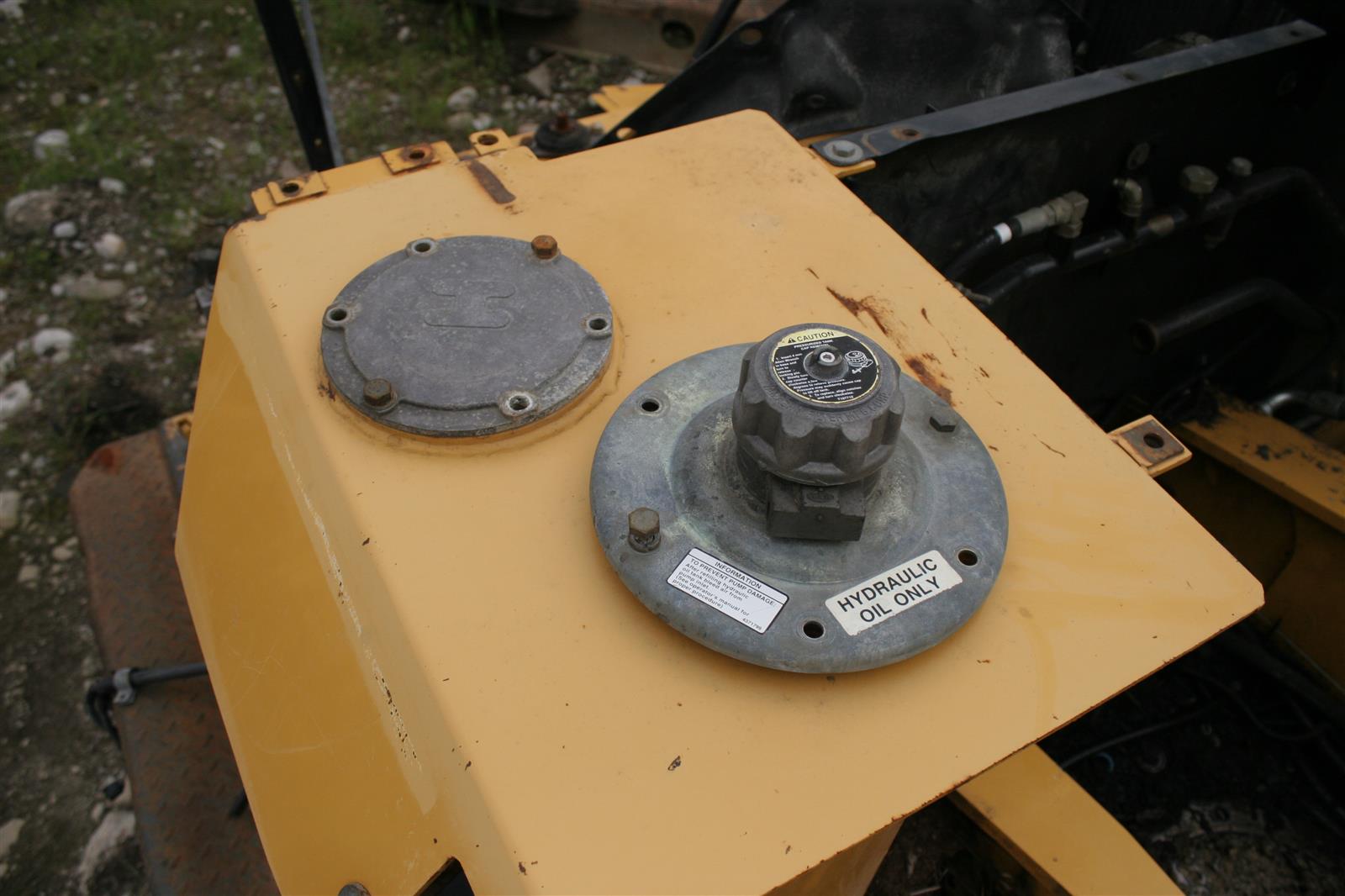 Deere Tanks - Heavy equipment parts