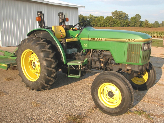 Hood for John Deere 3500 - Yesterday's Tractors