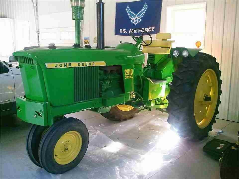 John Deere 2510. | Tractors | Pinterest