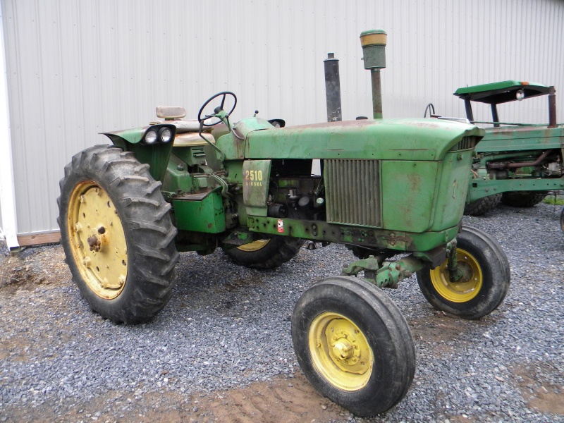 John Deere 2510 Syncro Range Tractor | Green Spring Tractor