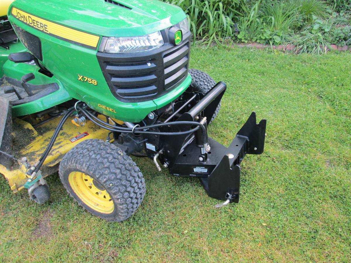 John Deere X Series Quick Hitch-BM19782 for Sale - RonMowers