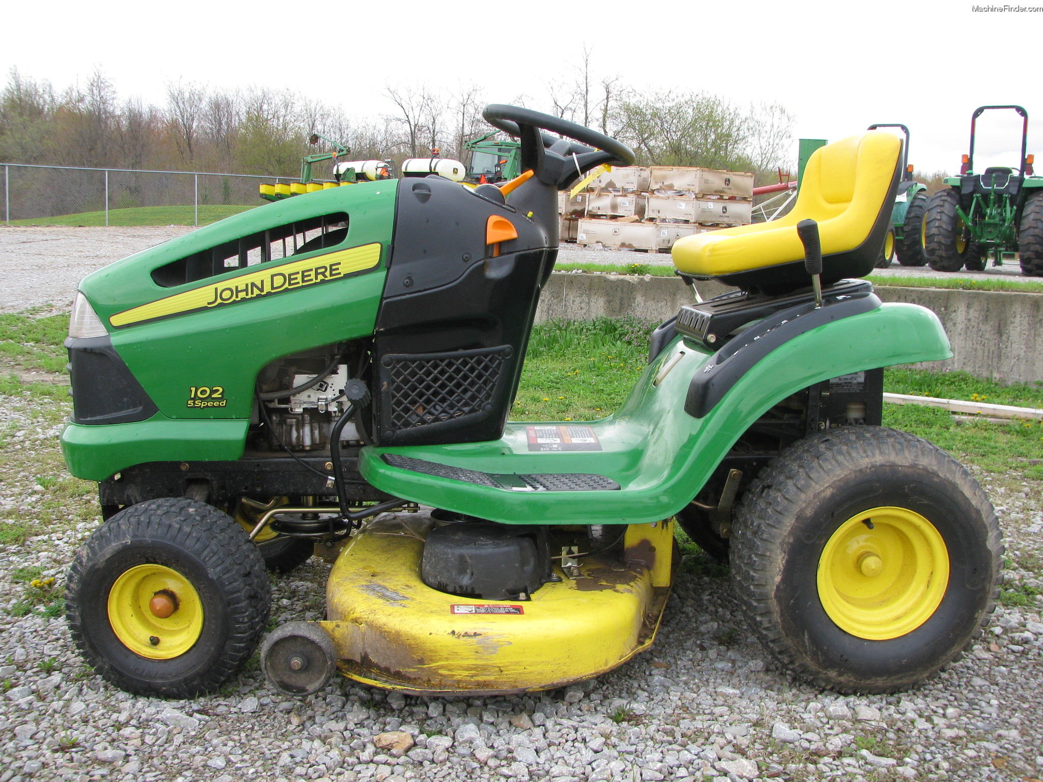 John Deere 102 Lawn & Garden and Commercial Mowing - John ...