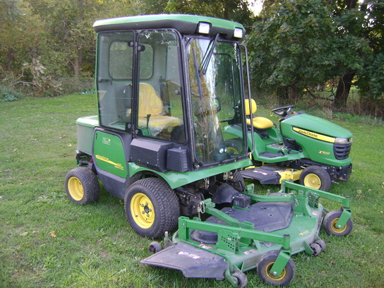 2010 John Deere 1445 Lawn & Garden and Commercial Mowing ...