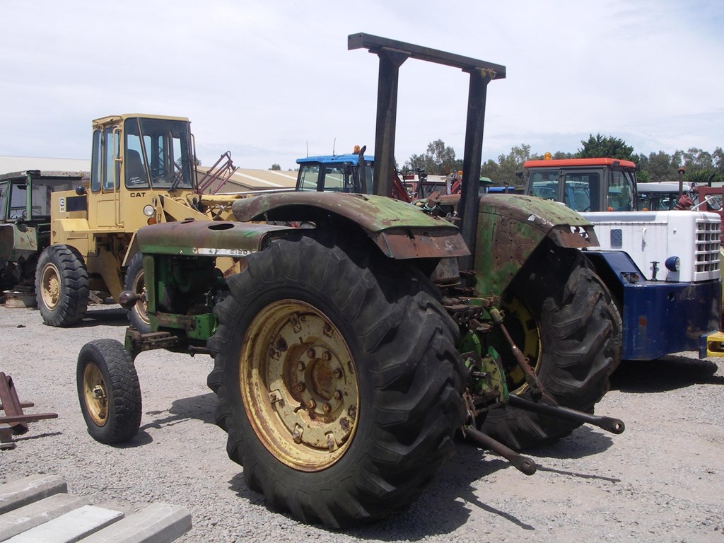 JOHN DEERE WRECKING PARTS ONLY 2120 TRACTOR for sale