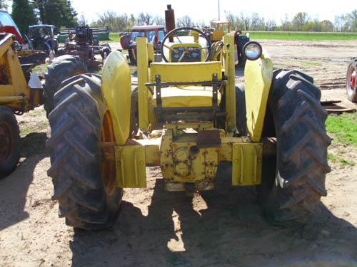 Salvaged John Deere 440 industrial for used parts | EQ ...