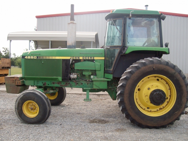 John Deere 4650 salvage tractor at Bootheel Tractor Parts