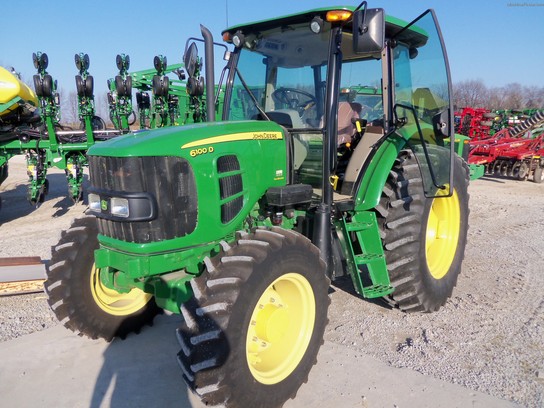 John Deere 6100D Tractors - Utility (40-100hp) - John ...