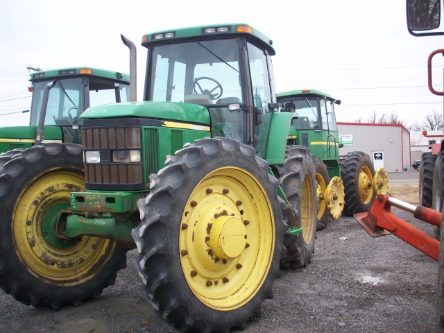 John Deere 7510 salvage tractor at Bootheel Tractor Parts