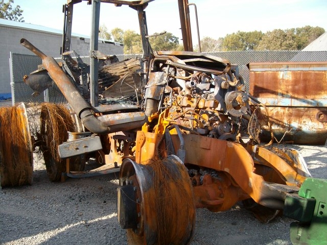 John Deere 7830 salvage tractor at Bootheel Tractor Parts