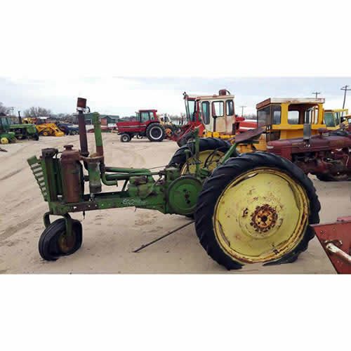 Salvaged John Deere B tractor for used parts | EQ-23540 ...