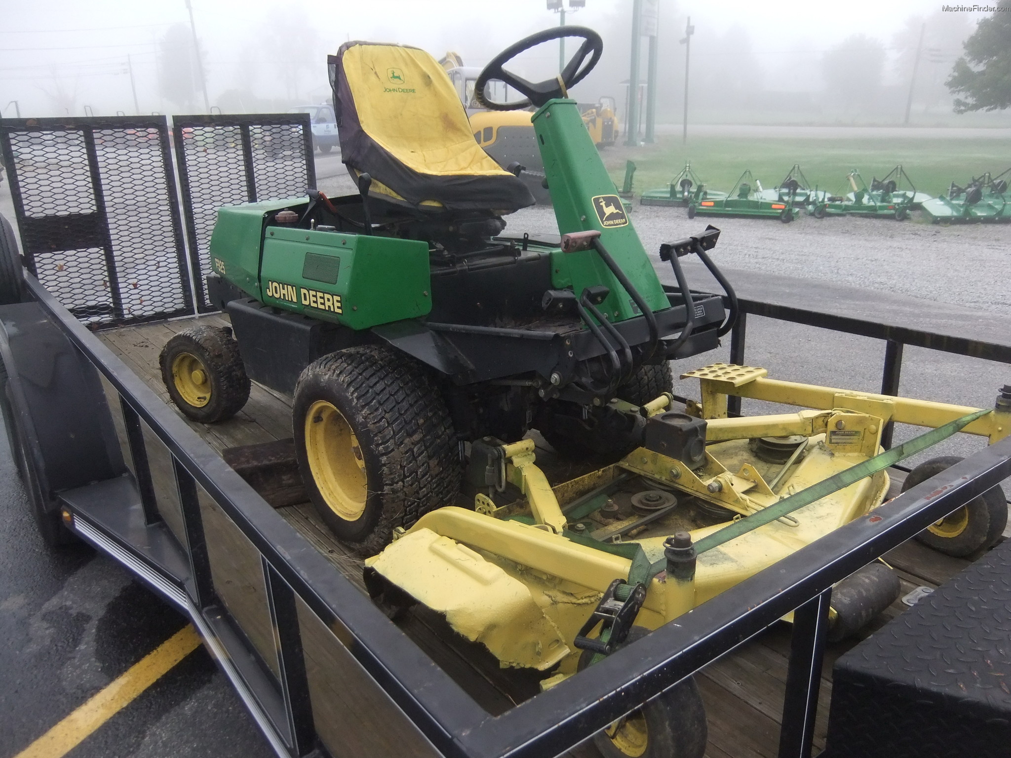 1997 John Deere F925 Lawn & Garden and Commercial Mowing ...