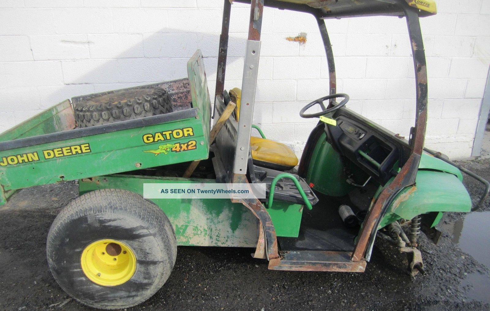 John Deere 4x2 Gator Utility Vehicle - Gas - - Parts Only ...