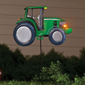 John Deere Solar Lighted Green Tractor Garden Stake | eBay